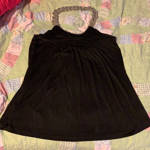 Sleeveless/halter top - Picture 3 of 3